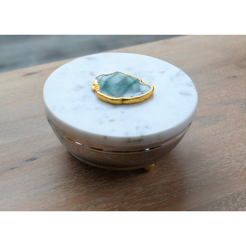 Boîte à bijoux en acier