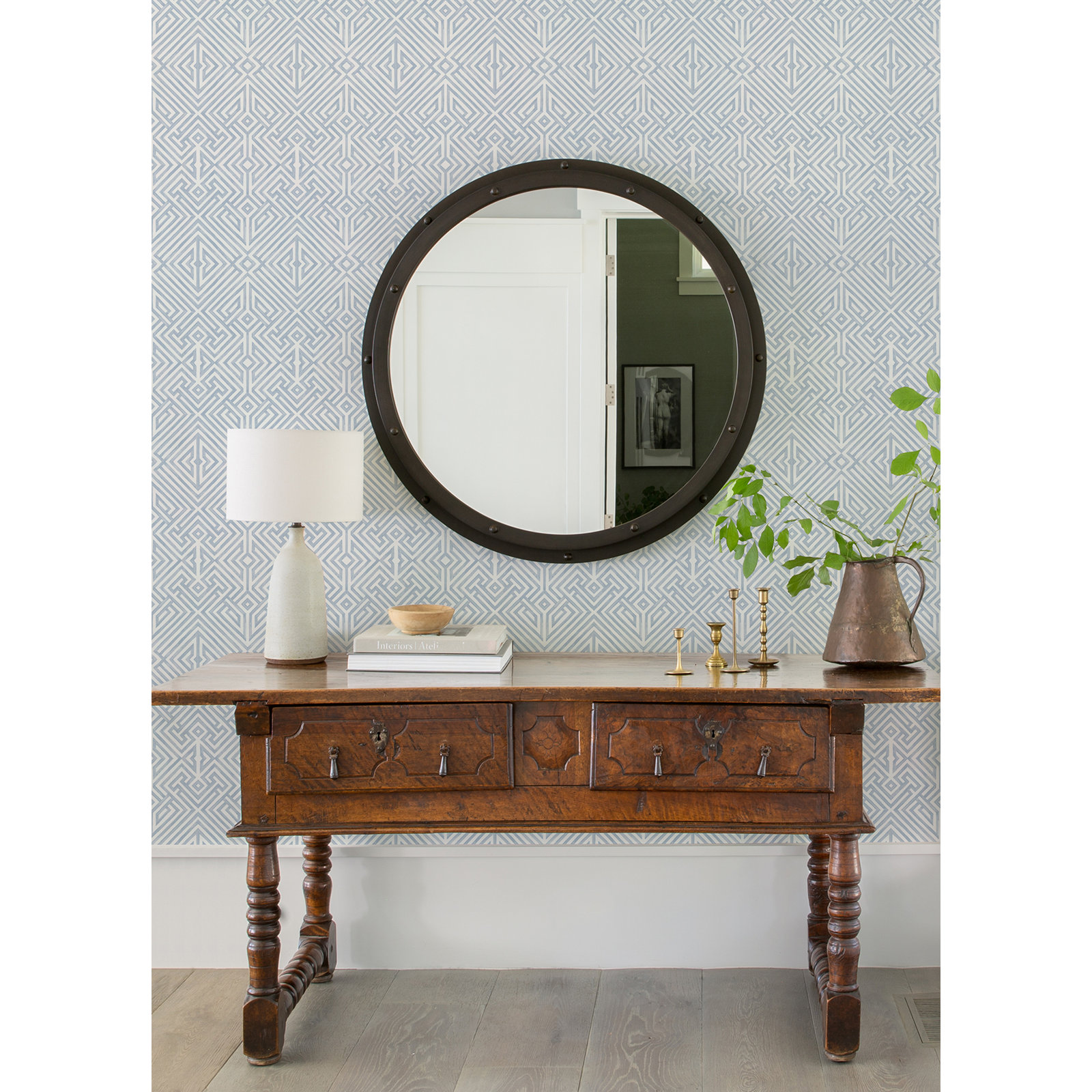 Shauni 33' L x 20.5' W Wallpaper Roll, Blue