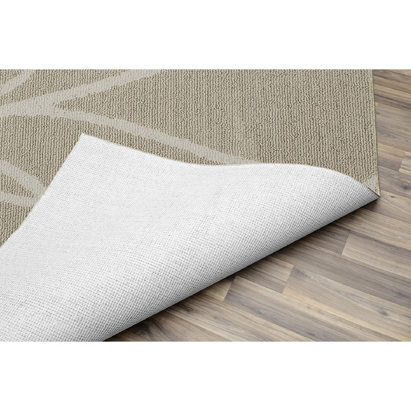 Tapis brun clair / ivoire touffeté à motif floral Brackenmore