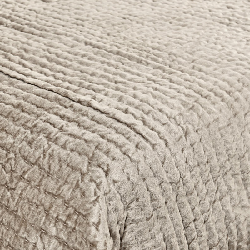 Bari 4-Piece Velvet Rayon Quilt Set