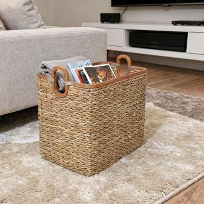Panier en osier avec rangement torsadé