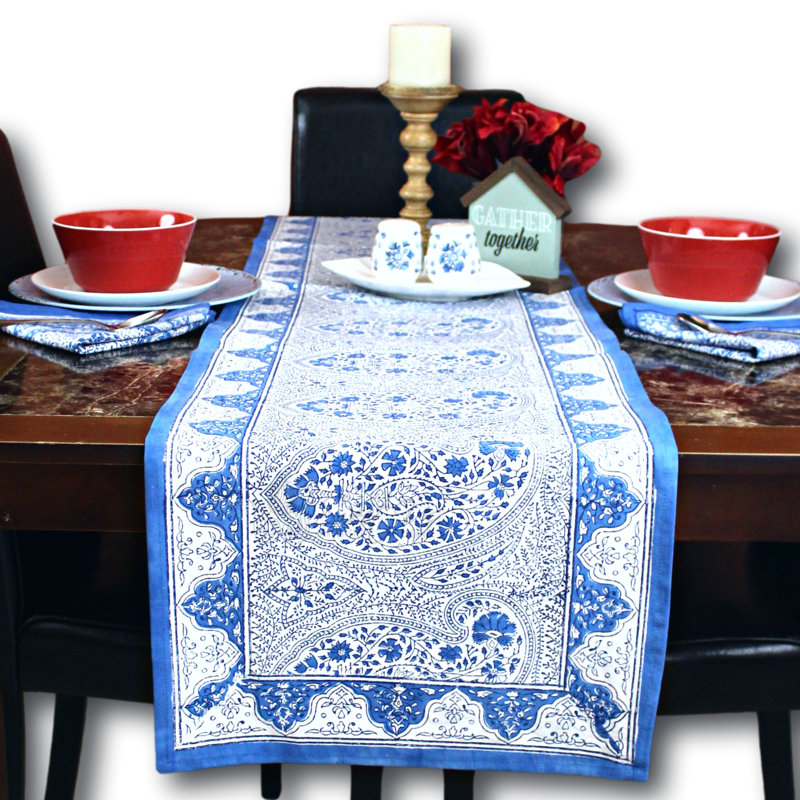 Chemin de table 100% coton à motif floral cachemire fait à la main, bleu et blanc (72 po x 15 po)