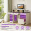 Grand bureau de direction moderne cannelé de 55,11 po avec rangement pour dossiers, bureau à domicile en bois avec station de charge, bureau d'ordinateur à 3 tiroirs, bureau d'écriture à DEL avec support pour écran, cadeau