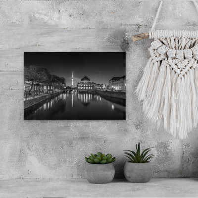 «Berlin Night Reflections Abstract Contemporary City Architecture», reproduction d'art mural