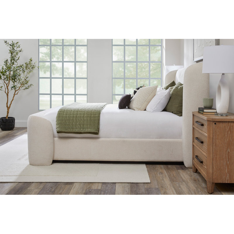 Saffi Paulien Wingback Upholstered Bed, King 