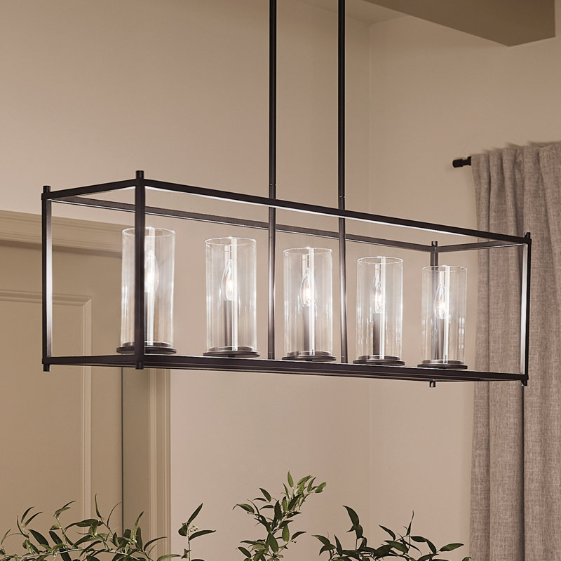 Lustre linéaire Crosby noir à 5 lumières pour îlot de cuisine avec abat-jour en verre transparent