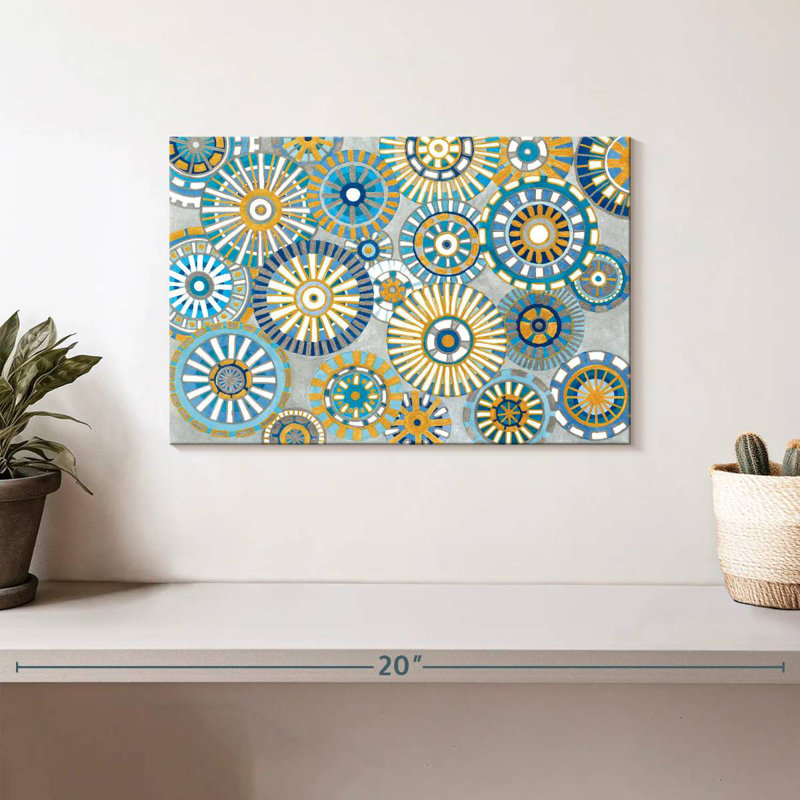 Avery Circle Delight IV, 8'' H x 12'' W