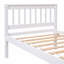 Lit plateforme avec table de chevet