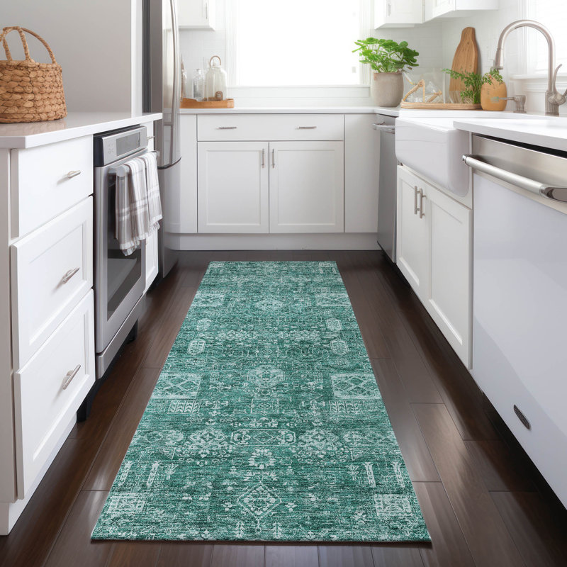 Ivajla Floral Indoor / Outdoor Rug, Runner 2'3" x 7'6"