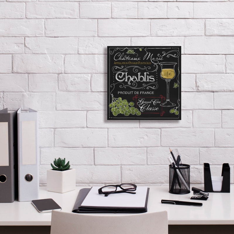 «Wine Chalkboard 3» par Fiona Stokes-Gilbert, art mural sur toile, H 12 po x l 12 po x P 0,75 po