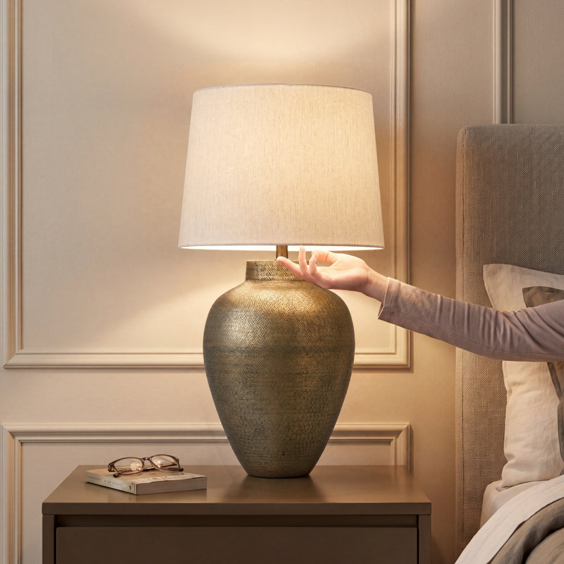 Ervand Table Lamp