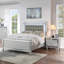 Élégant lit moderne en similicuir touffeté argenté avec 2 tables de chevet et 3 panneaux de chevet pour chambre à coucher-1825770227