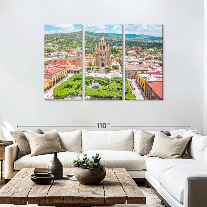 Sebbie Guanajuato Square, Mexique, H 48 po x l 74 po