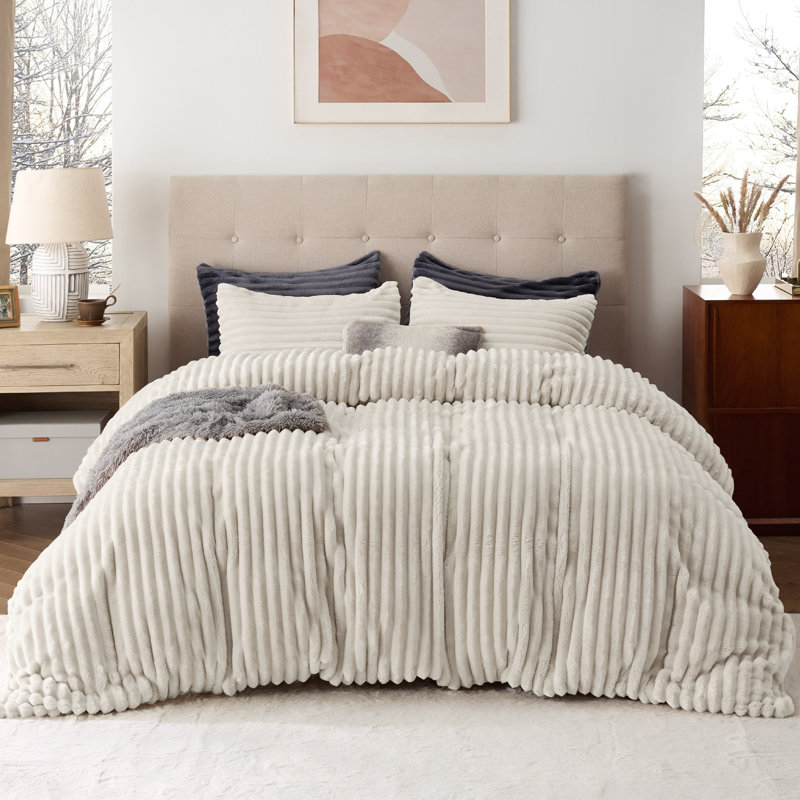 Bedsure Ultra Soft Plush Shaggy Duvet Cover Set, Linen, Queen Duvet Cover + 2 Standard Pillowcases