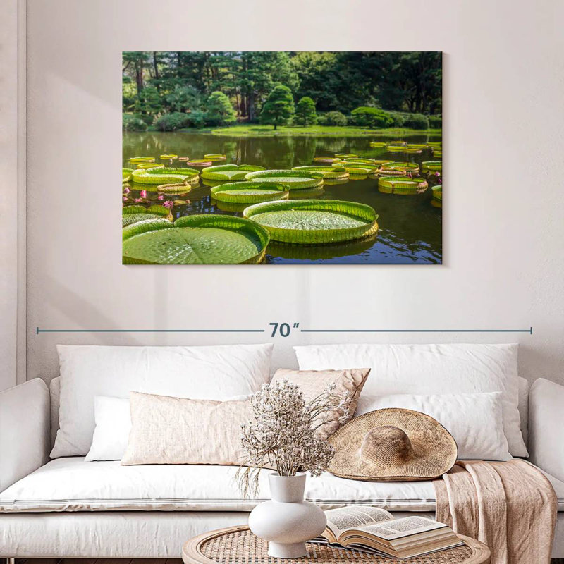 Harnek Victoria Lily Pads