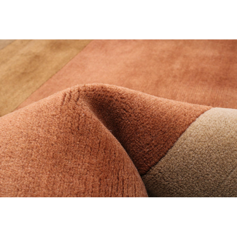 Tapis brun Aurora 7 pi 8 po x 10 pi 8 po