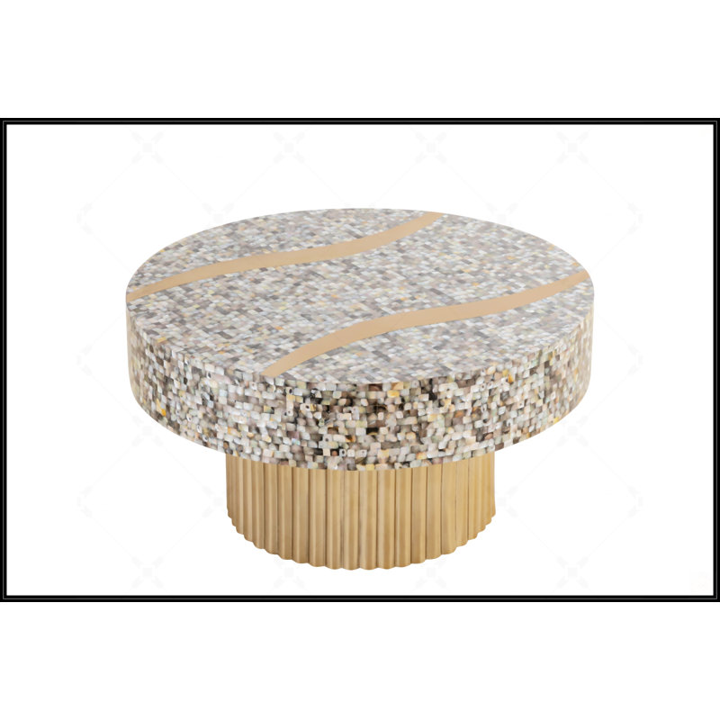 Table basse avec plateau en nacre