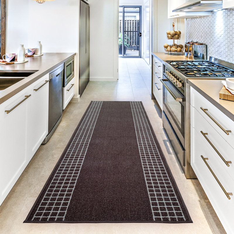 Everlean Geometric Tufted Brown Area Rug, Runner 2'2" x 8'