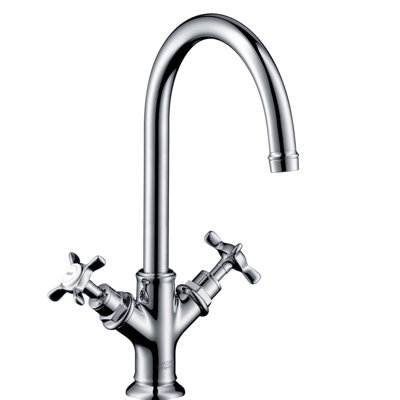 Montreux 2-handle Bathroom Faucet with Drain Assembly