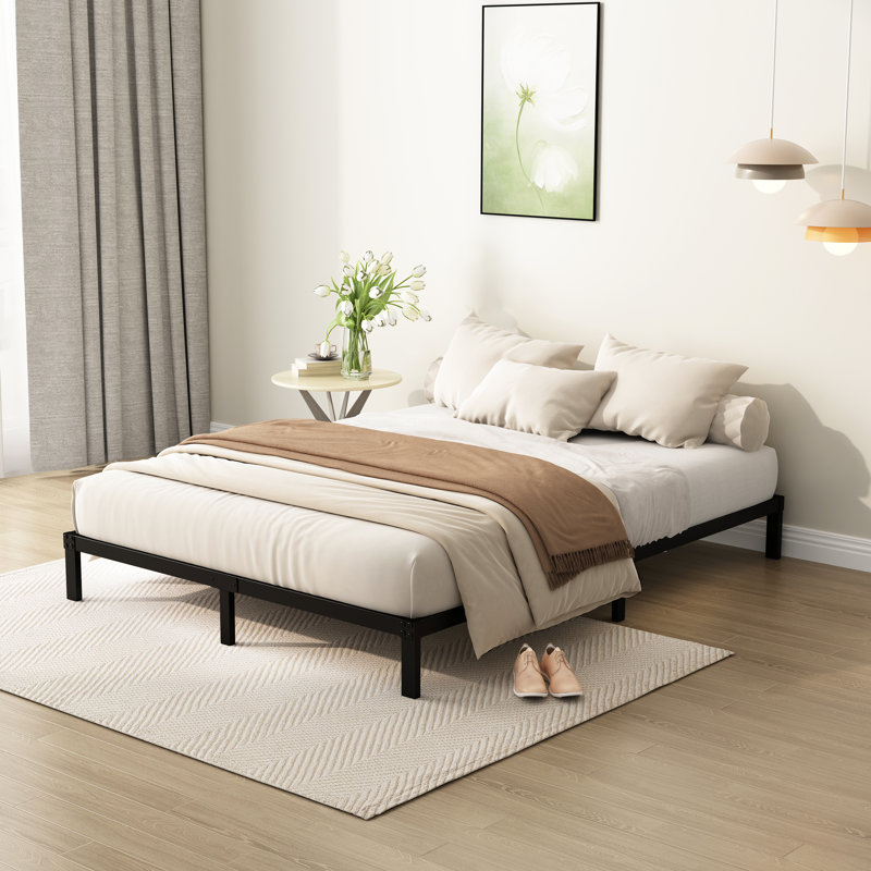 Pemberly 6'' Bed Frame, Queen