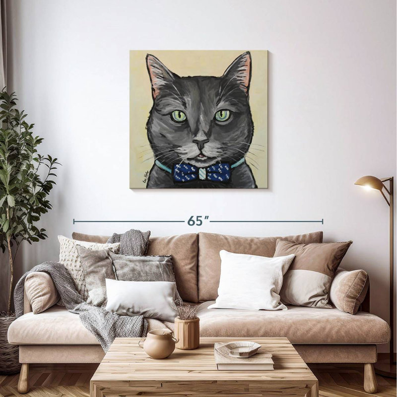Chat fauve tigré gris, H 36 po x l 36 po