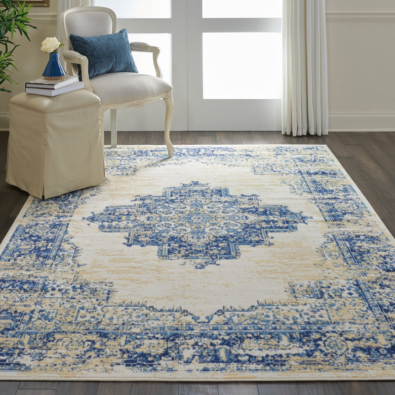 Skender Oriental Indoor Rug, Rectangle 6' x 9'