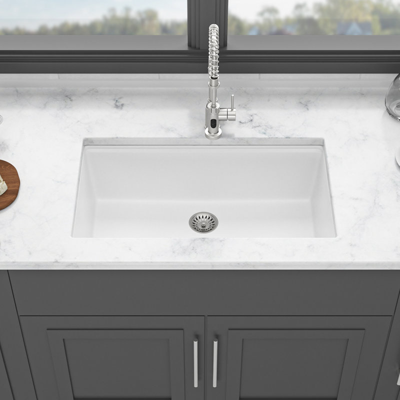 Évier 33 x 19 po en composite de quartz blanc - poste de travail encastré avec éléments de résistance de cuisine inclus