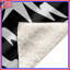 Couvertures noires et blanches-130657869