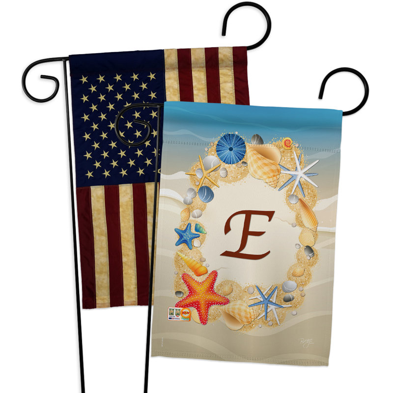 Drapeau de jardin en polyester 13 po x 18,5 po summer v initial, E