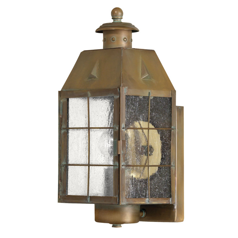 Nantucket Outdoor Wall Lantern