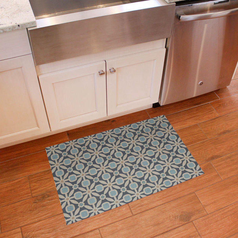 Un-Rug Dwight Low Profile Kitchen Mat by Matterly, Rectangle 1'10" x 2'10''