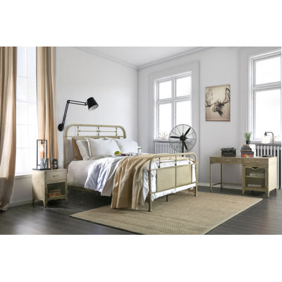 Estelina Metal Piece Bedroom Set