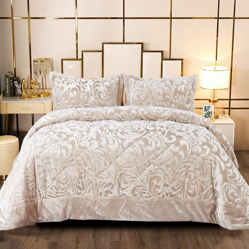 Wakeland Luxury Bedspread, Supper King, Beige