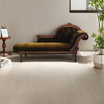 Chaise longue minimaliste en velours capitonné