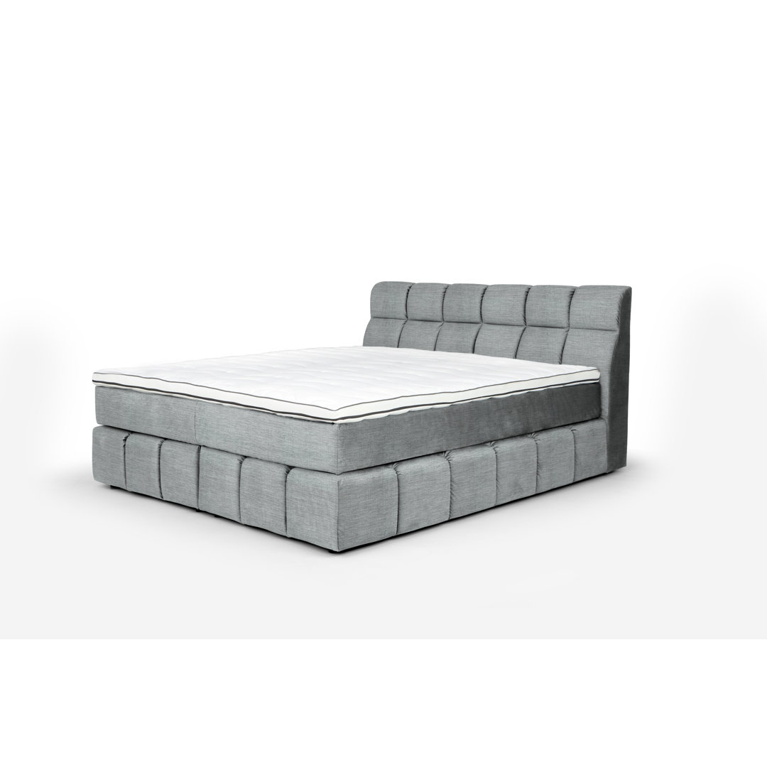 Boxspringbett  mit Topper und Bettkasten