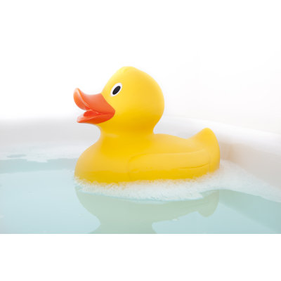 Bathtime by Lockiecurrie