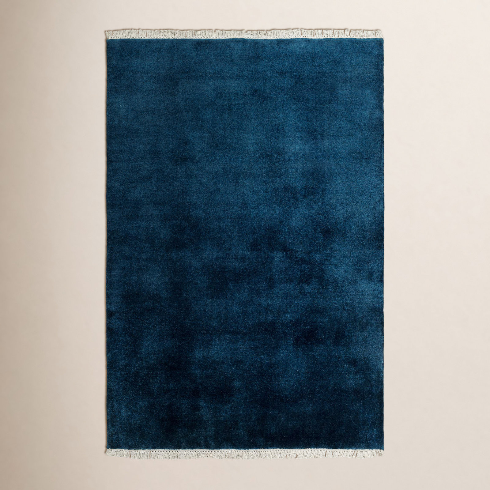 Clio Hand-Woven Blue Rug, Rectangle 5' x 7'6"