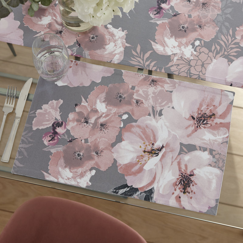 Dramatic Floral Placemat Pair