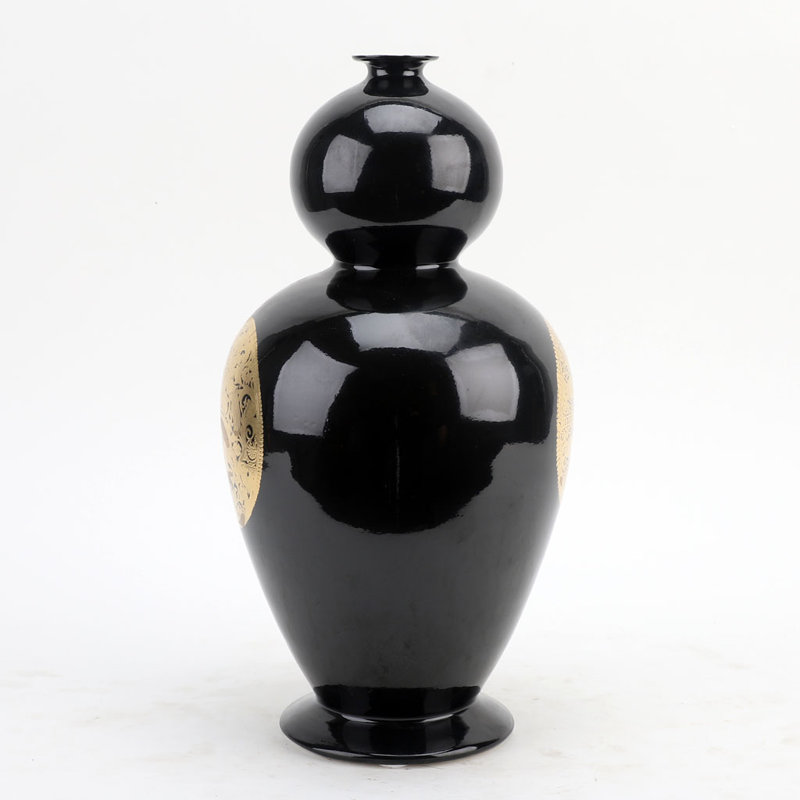 Hand Painted Decorative Porcelain Vase
