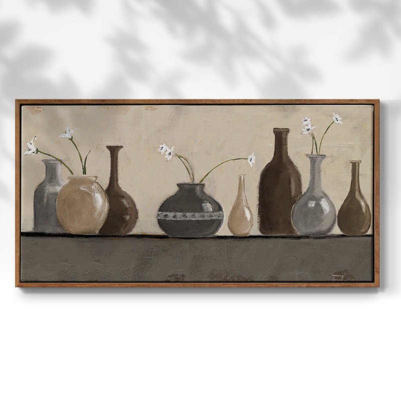 Nature morte I - Toile tendue avec châssis tendue, prête à être accrochée, H 21 po x l 41 po, Noyer