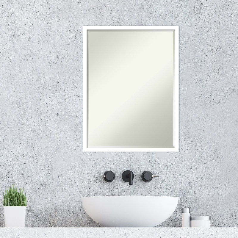 Petit miroir mural biseauté Hinkston Svelte