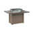 Bronze martelé avec base en bois vieilli n'est pas disponible