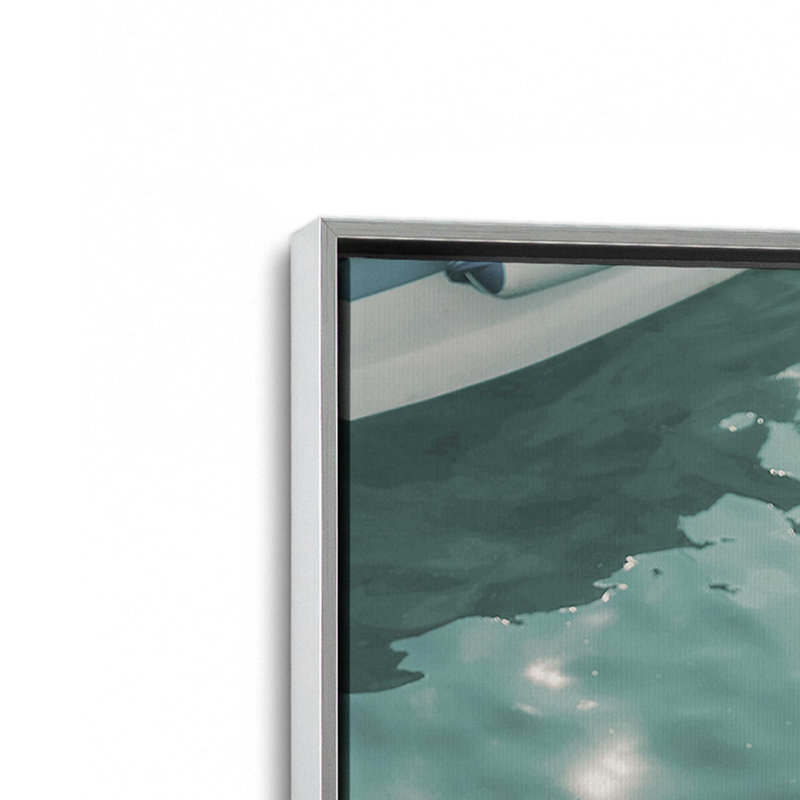 Impression sur toile Nautical Elegance, H 12,75 po x l 8,75 po x P 1,75 po, Cadre flottant en chrome poli