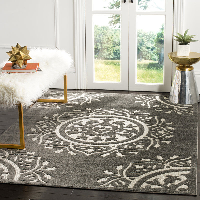 Mccullough Floral Hand Woven Indoor / Outdoor Area Rug, Rectangle 160 x 231cm