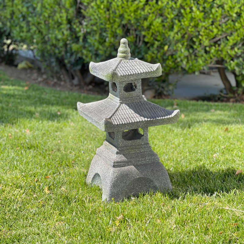 Pagode de jardin au charbon Chamness avec lumière solaire H 26 po