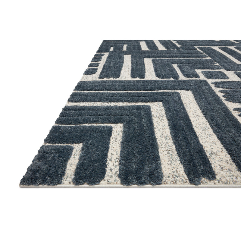 Hagen Blue and White Geometric Tufted Area Rug 2'-7" x 4'