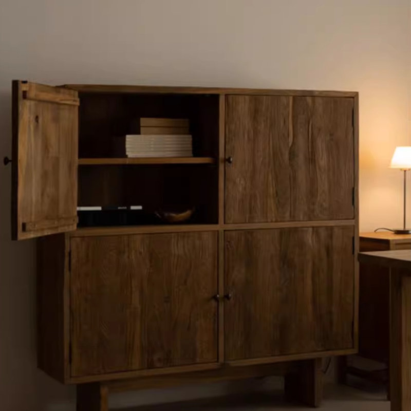 Bibliothèque fermée de style japonais