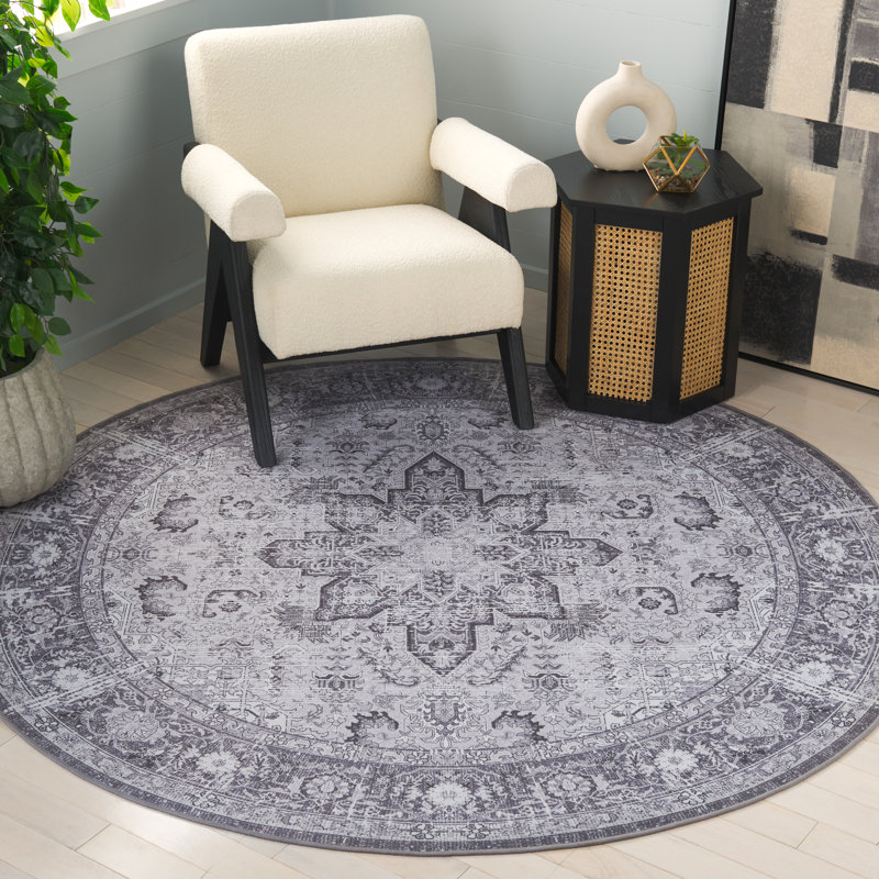 Shaelan Performance Machine Washable Oriental Rug, Round 6'