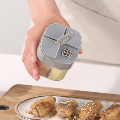 Bouteille d'eau de cuisine Bouteilles à épices pour la maison Ensemble de pots à épices en plastique quatre-en-un