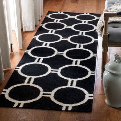 Rodgers Hand Woven Flat Weave Wool/Cotton Geometric Rug in Black/Gray